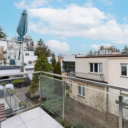 Beige Studio On The Coast With Parking And Balcony In By Renters アパート グディニャ